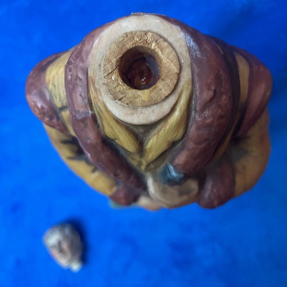 VINTAGE Daniel Boone Porcelain Empty Decanter - McCormick Whisky - Picture 6 of 8